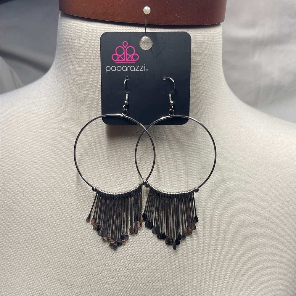 Paparazzi Black Fringe Hoop Earrings BNWT Very Light